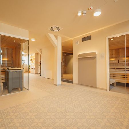Hotel Amalia - Boutique Hotel 兰茨胡特 外观 照片
