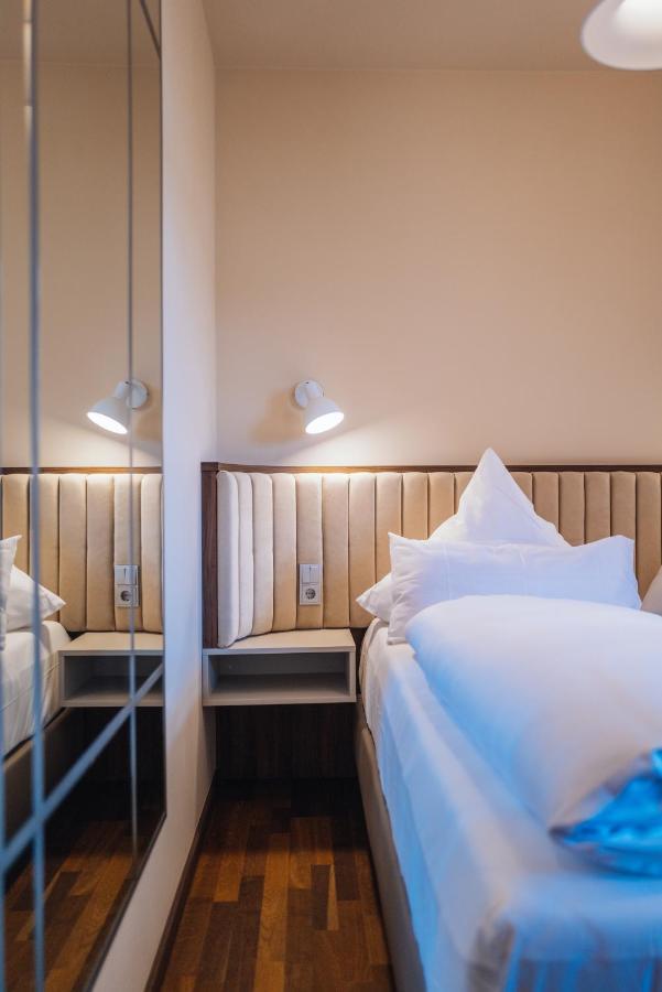 Hotel Amalia - Boutique Hotel 兰茨胡特 外观 照片