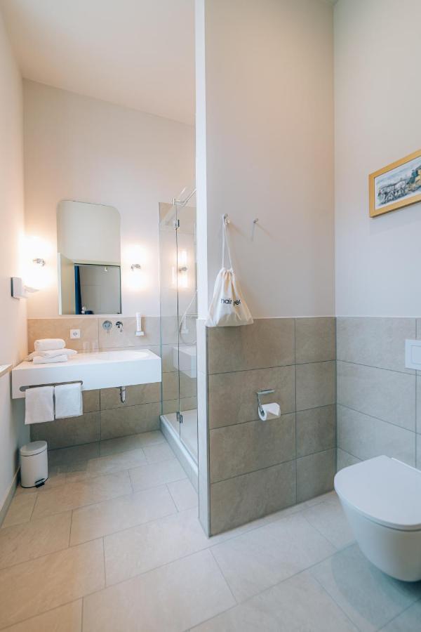 Hotel Amalia - Boutique Hotel 兰茨胡特 外观 照片