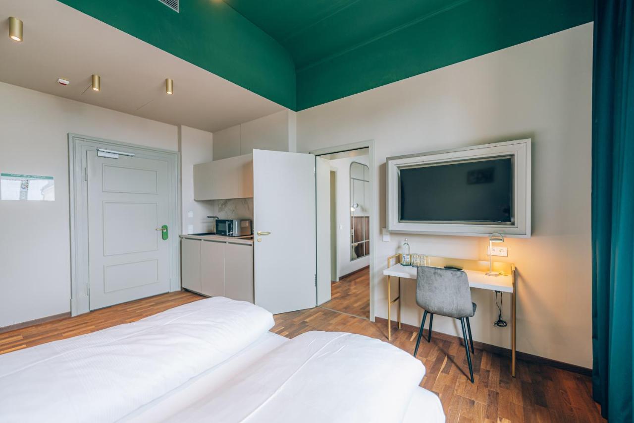 Hotel Amalia - Boutique Hotel 兰茨胡特 外观 照片