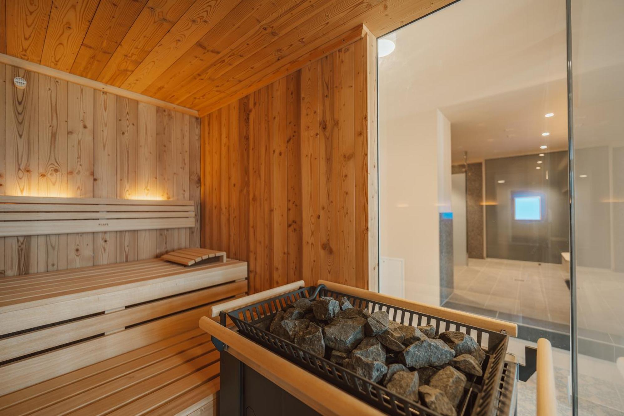Hotel Amalia - Boutique Hotel 兰茨胡特 外观 照片